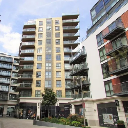 Rent this 2 bed apartment on Vista Apartments in School Lane, London