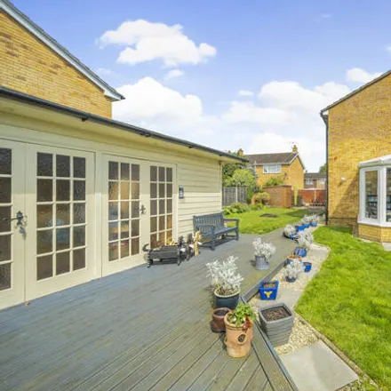 Image 5 - Meadow Way, Theale, Berkshire, N/a - House for sale