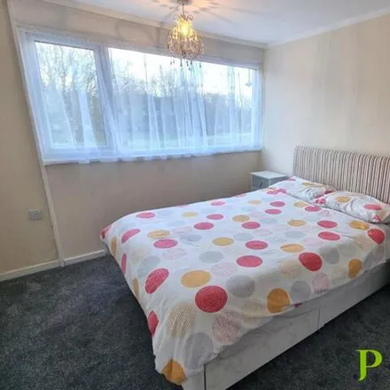 Image 6 - Hornsey Close, Coventry, CV2 1JD, United Kingdom - Townhouse for sale