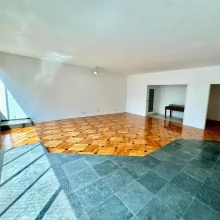 Rent this 4 bed apartment on Ortobom in Rua Paula Freitas, Copacabana