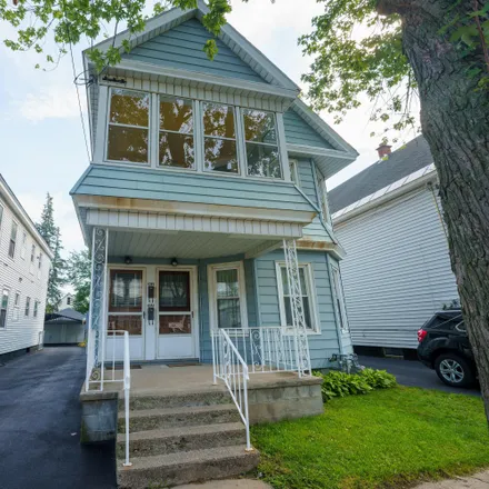 Buy this 4 bed duplex on 1053 Howard Street in Mont Pleasant, City of Schenectady