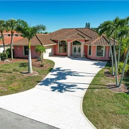 Buy this 3 bed house on 470 Flamingo Avenue in Collier County, FL 34108