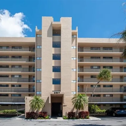 Buy this 2 bed condo on Cove Cay Country Club in 2612 Cove Cay Drive, Largo