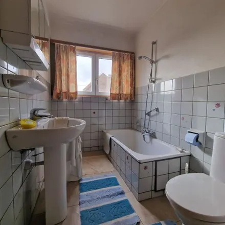 Rent this 2 bed apartment on Winkelstraat 9 in 9060 Zelzate, Belgium