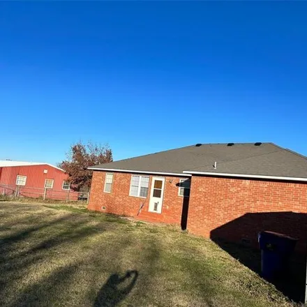Image 3 - 932 N3395 Road, Stratford, Garvin County, OK 74872, USA - House for sale