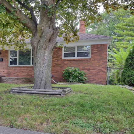 Buy this 3 bed house on 23037 Majestic Street in Oak Park, MI 48237