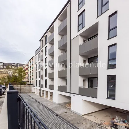 Rent this 3 bed apartment on Burgstraße 43 in 08523 Plauen, Germany