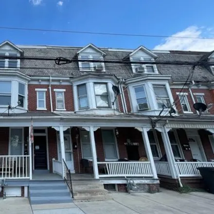 Buy this 2 bed house on Vine Avenue in York, PA 17401