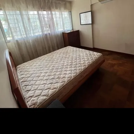 Rent this 1 bed room on 458 Ang Mo Kio Avenue 10 in Teck Ghee Grandeur, Singapore 560458