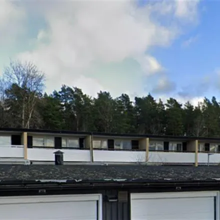 Rent this 7 bed apartment on Spikverksgatan 264 in 724 79 Västerås, Sweden