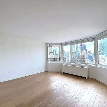 Image 7 - River Tower, East 53rd Street, New York, NY 10022, USA - Apartment for rent