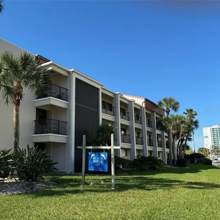 Buy this 1 bed condo on 879 South Shore Boulevard in Clearwater, FL 33767
