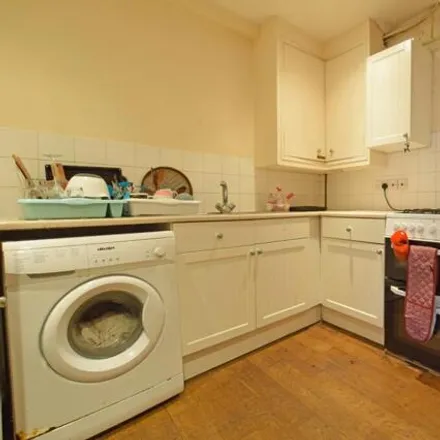 Image 3 - 93 Upper Lewes Road, Brighton, BN2 3FF, United Kingdom - Townhouse for rent
