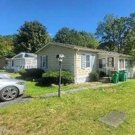Buy this studio apartment on 20 Cardinal Road in Hyde Park, NY 12538