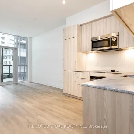 Image 2 - 50 Ordnance Street, Old Toronto, ON M6K 3P8, Canada - Apartment for rent