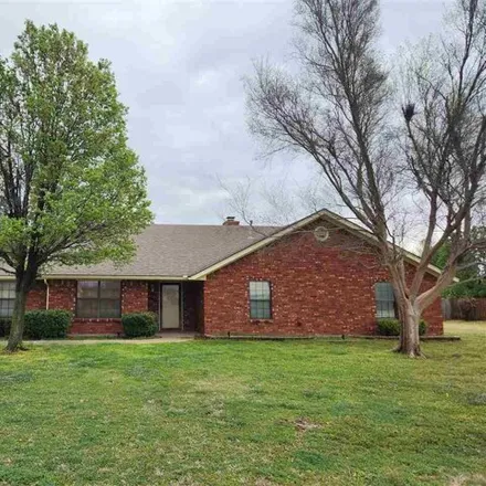 Buy this 3 bed house on 4 Northwest Pecan Valley Drive in Lawton, OK 73505