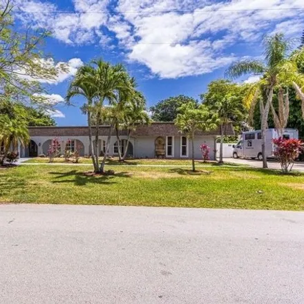 Buy this 5 bed house on 444 Vicksburg Terrace in Plantation, FL 33325