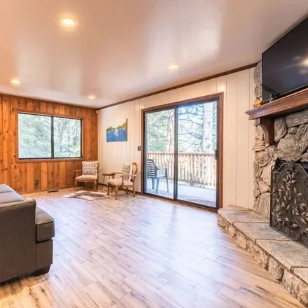 Image 2 - Lake Arrowhead, CA, 92352 - House for rent