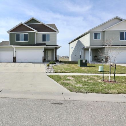 Rent this 3 bed house on 1405 Goldenwood Drive in West Fargo, ND 58078