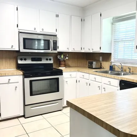 Rent this 4 bed house on Murrells Inlet