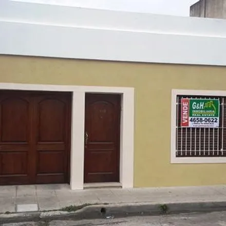 Buy this 3 bed house on Coronel Manuel Córdova 1019 in Partido de Morón, Villa Sarmiento