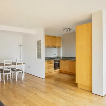 Image 2 - Rufford Street, London, N1 0AQ, United Kingdom - Apartment for rent