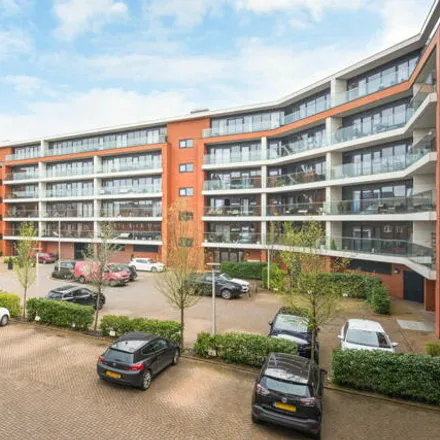 Buy this 2 bed apartment on Brewgan Place in Greenham, RG14 7GL