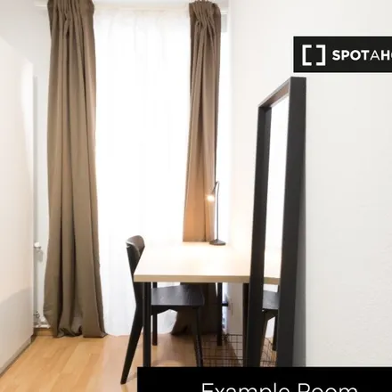 Rent this 8 bed room on awning in Viale dei Mille, 20129 Milan MI