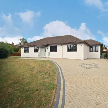 Rent this 4 bed house on Curly Tails in 19 Drayton Road, Milton Keynes