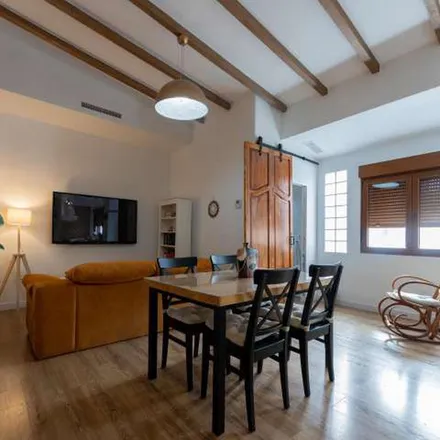 Rent this 2 bed apartment on Camí Vell de Xirivella in 29, 46014 Valencia