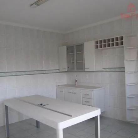 Buy this 5 bed house on Rua dos Jacarandas in Jardim Santa Helena, Bragança Paulista - SP