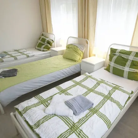 Rent this 1 bed apartment on 51399 Burscheid