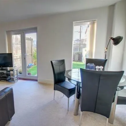 Image 2 - Dunston Staithes, North Side, Gateshead, NE8 2DH, United Kingdom - Townhouse for rent
