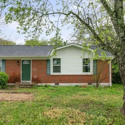 Buy this 3 bed house on 718 Anthony Street in Gallatin, TN 37066