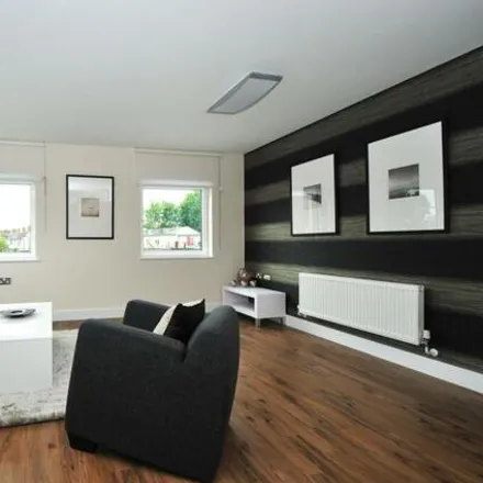 Rent this studio apartment on Featherstone Terrace Car Park in Featherstone Terrace, London