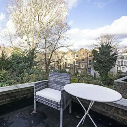 Image 7 - 12a Sutherland Avenue, London, W9 2HE, United Kingdom - Apartment for rent