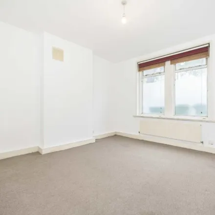 Image 6 - Park House, Bassano Street, London, SE22 8RZ, United Kingdom - Apartment for rent