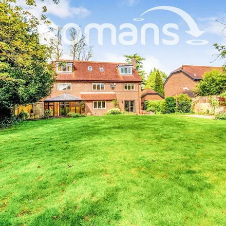 Rent this 5 bed house on Wychwood Place in Winchester, SO22 6BE