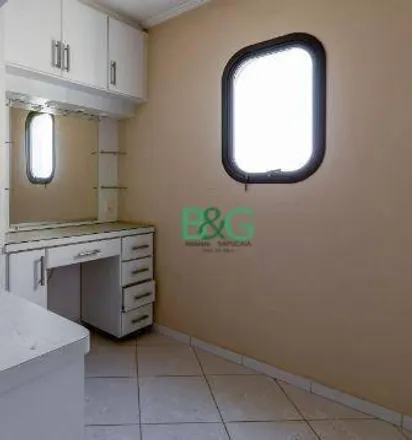 Buy this 3 bed apartment on Avenida Parada Pinto 3543 in Vila Amélia, São Paulo - SP