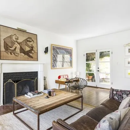 Image 1 - 6247 Scenic Avenue, Los Angeles, CA 90068, USA - House for sale