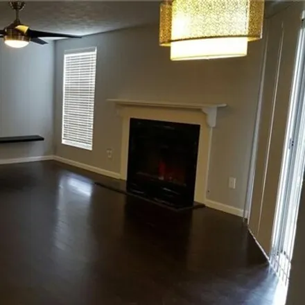 Image 3 - Keys Lake Drive Northeast, Brookhaven, GA 30319, USA - Condo for rent