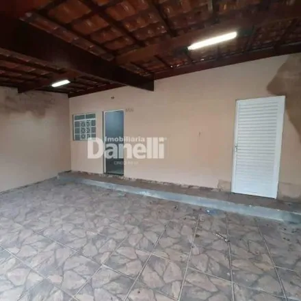 Rent this 2 bed house on Rua Paulo Dias Raposo in Areão, Taubaté - SP