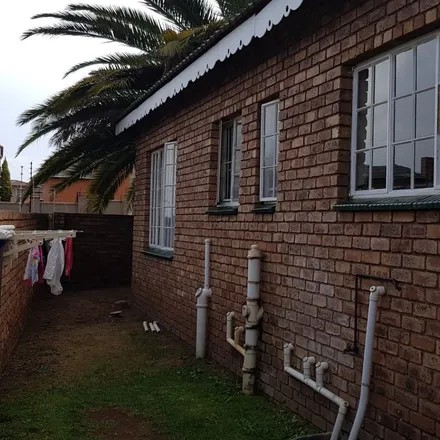 Image 1 - Gemsbok Street, Jordaanpark, Lesedi Local Municipality, 1441, South Africa - Townhouse for rent