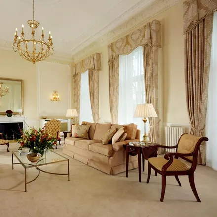 Rent this 3 bed apartment on Kensington Road / Royal Albert Hall in Kensington Road, London