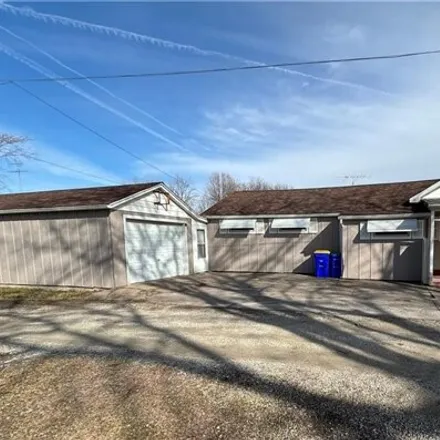 Buy this 2 bed house on 164 East Polk Street in Washington, IA 52353