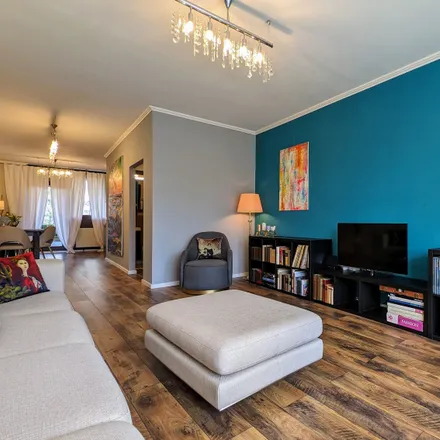 Rent this 2 bed apartment on Mailänder Straße 19 in 60598 Frankfurt, Germany
