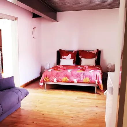Rent this 4 bed apartment on Montélimar in Avenue du Teil, 26200 Montélimar