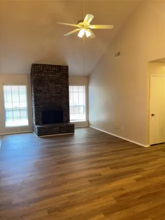 Image 4 - 646 Lost Springs Court, Arlington, TX 76012, USA - House for rent