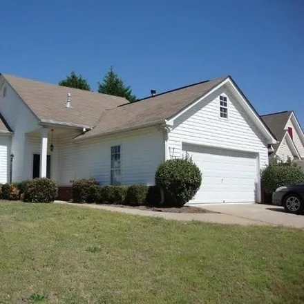 Rent this 2 bed house on 184 Courtyard Lane in Coweta County, GA 30265