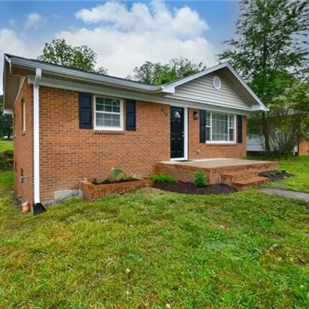 Buy this 2 bed house on 550 North Washington Avenue in Village Oaks, Reidsville